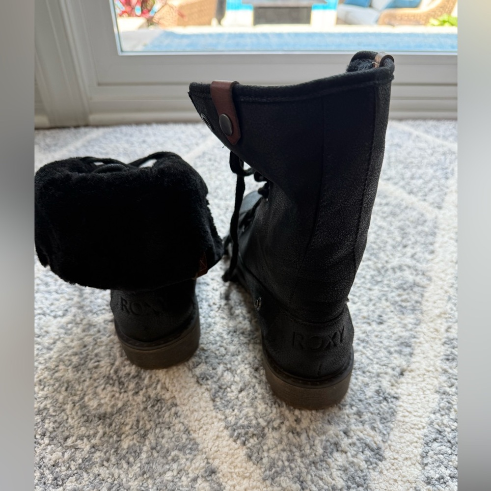 Roxy Black Fur-Lined Combat Boots - Picture 2 of 3